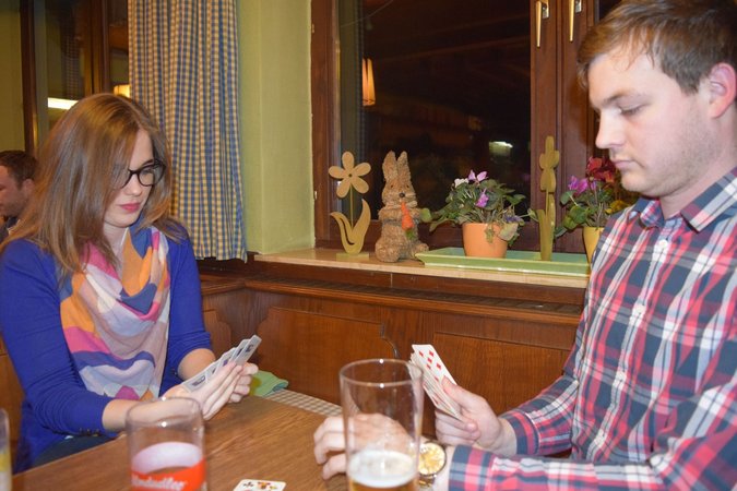 Schnaps- und UNO-Turnier